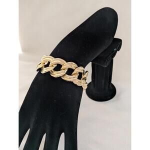 Oversized Gold Tone Link Bracelet, Bold Chain Design, Statement Accessory